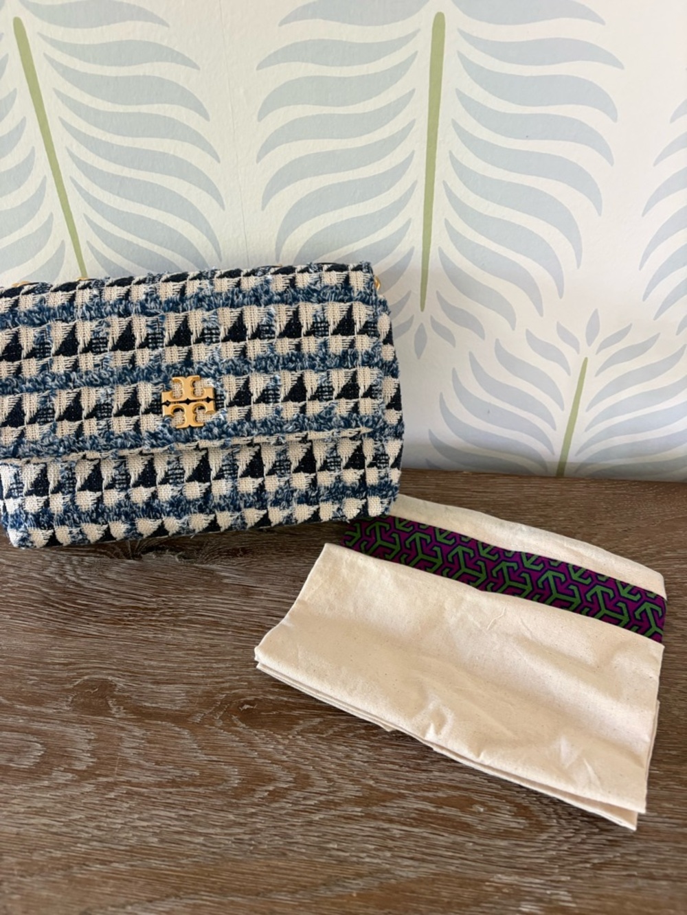 NWOT Tory Burch Kira Navy Tweed Small Convertible Shoulder/Crossbody Bag